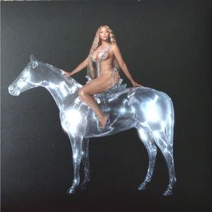 🎶 Beyonce Renaissance CD 2022